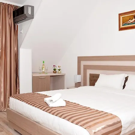 Hotel Lombardi Family Ruse